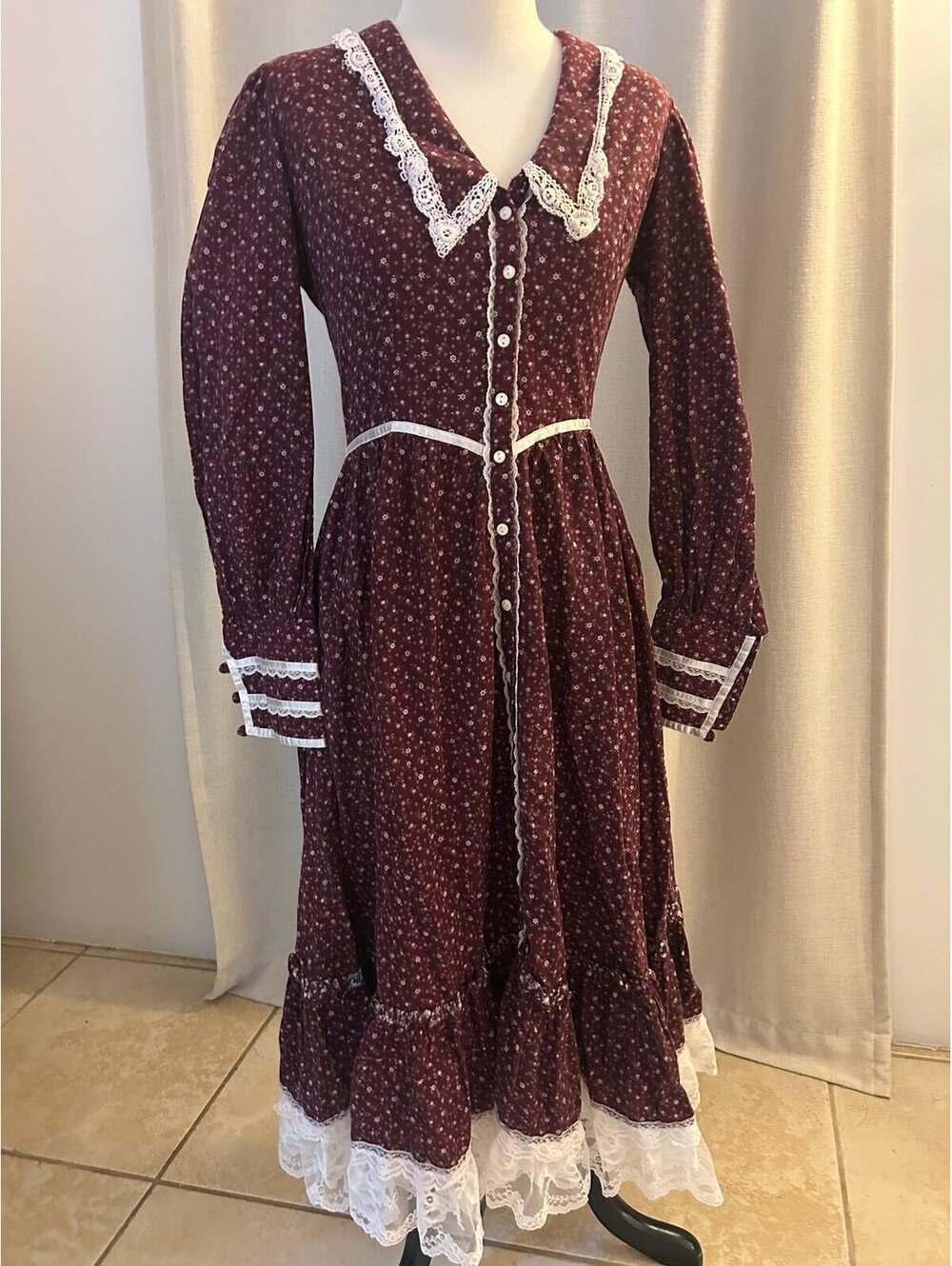 Vintage Gunne Sax Prairie Cottagecore Floral Lace Dress Small